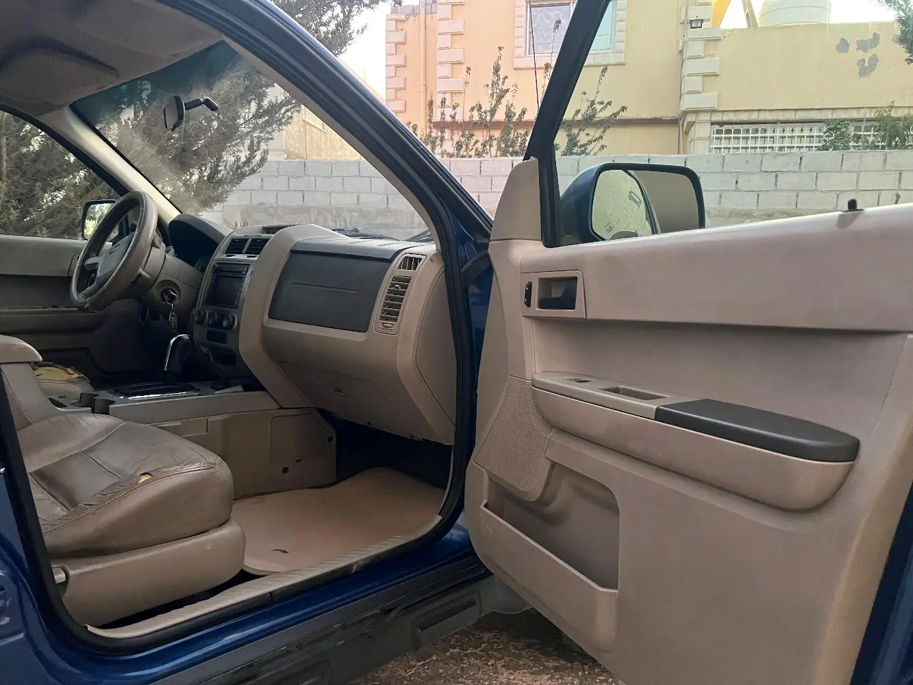 فورد اسكيب هايبرد للبيع فحص ٢ جيد خلفي