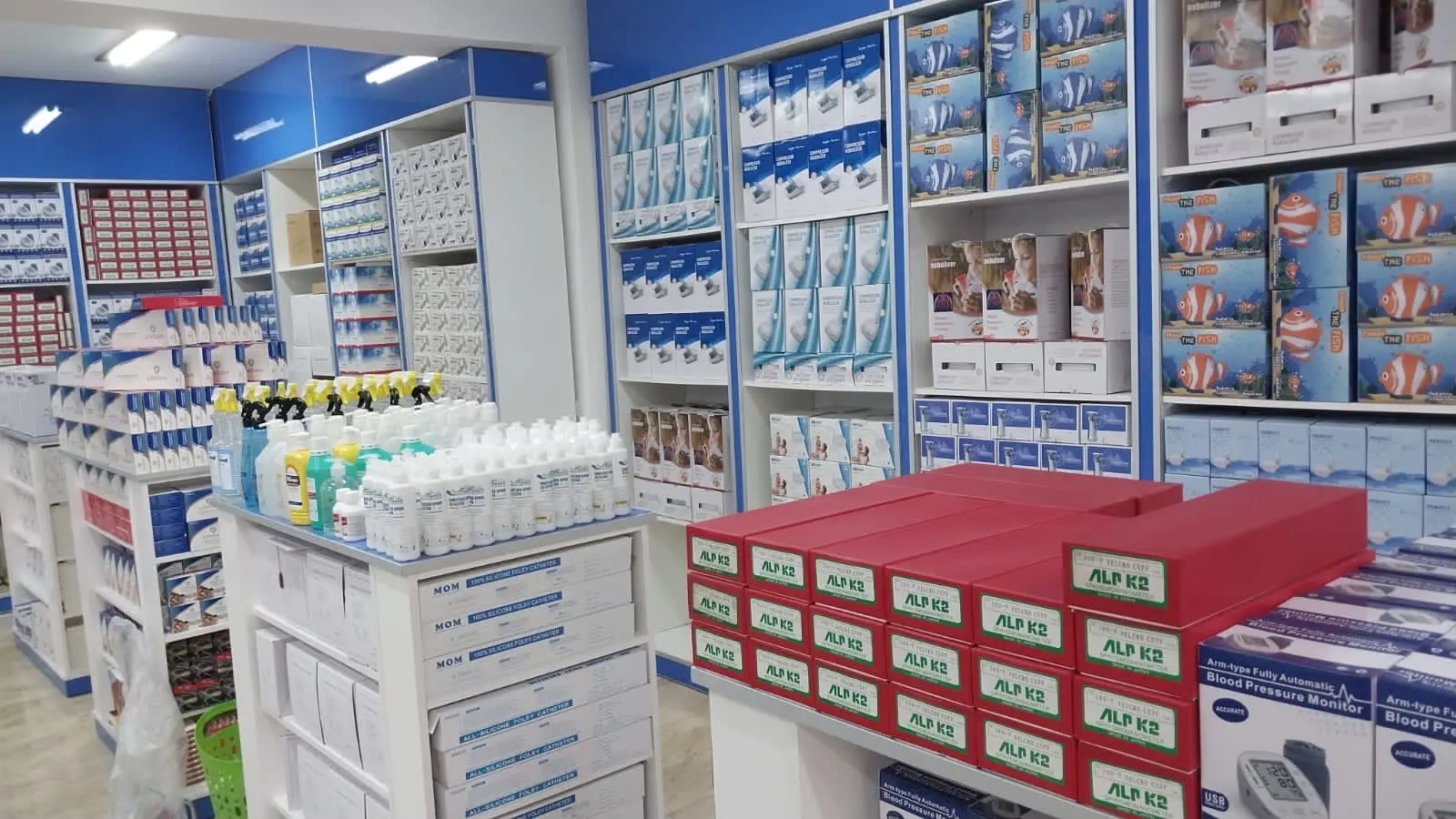 أجهزة و مستلزمات طبية و مستهلكات