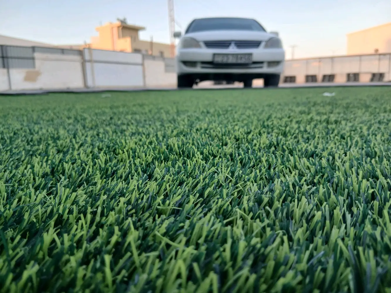 لانسر للبيع