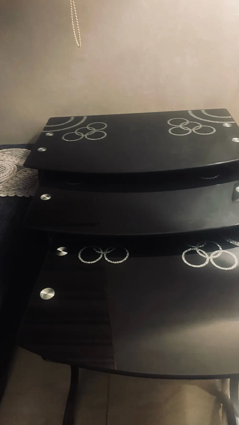 طاولات درج سوكريت