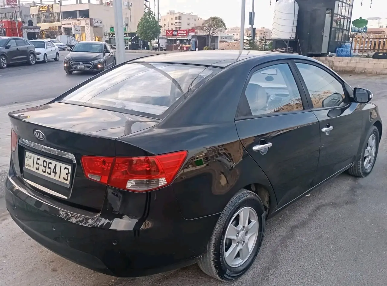 كيا فورتي 2010