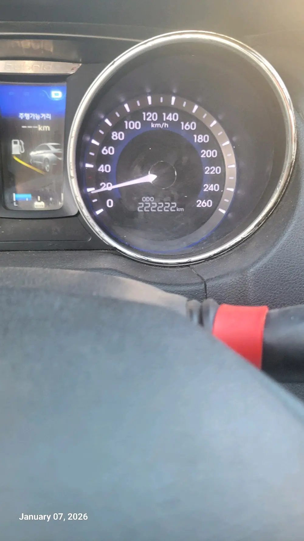 شقتين للايجار  طابق ثالث و ارضي