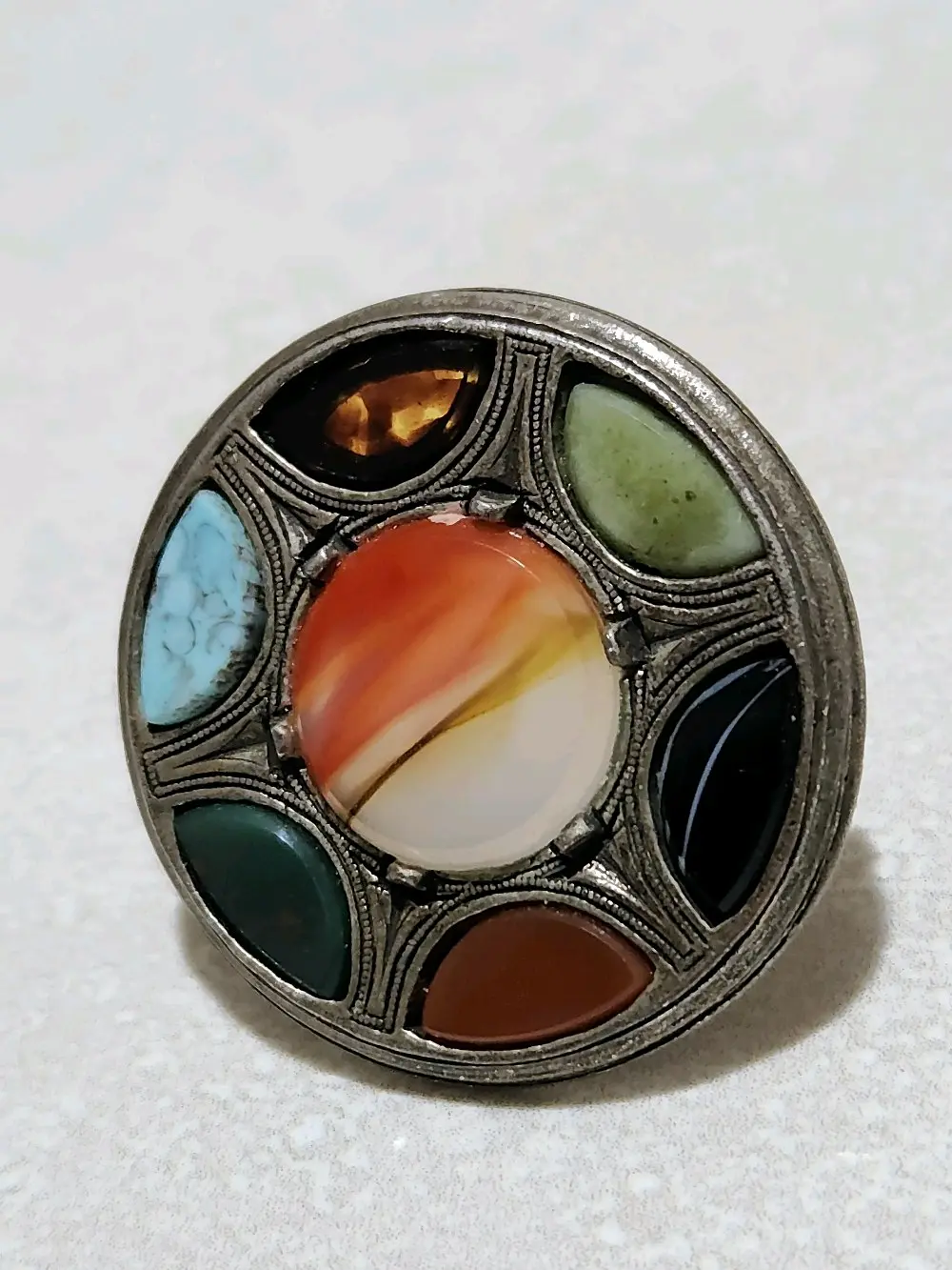 دبوس بروش اسكتلندي