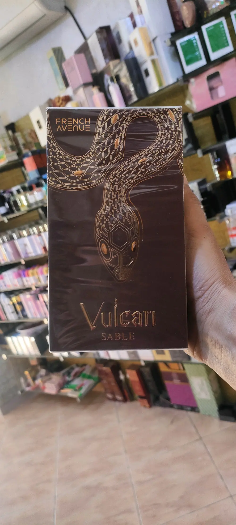 تشكيله عطور متنوعه