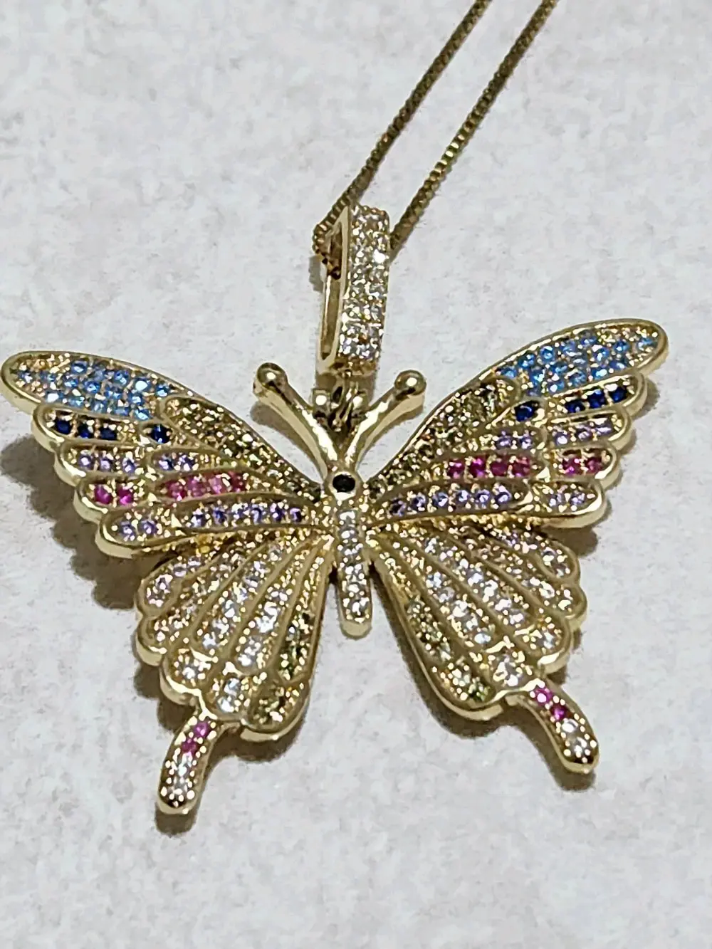 قلادة وخاتم