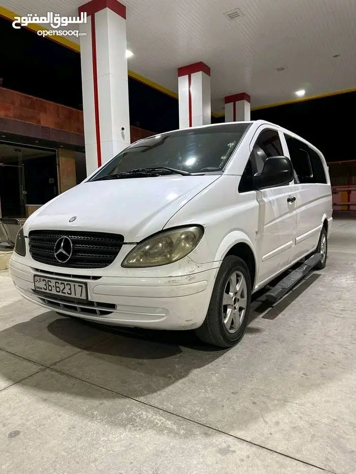 باص مرسيدس فيتو موديل 2005