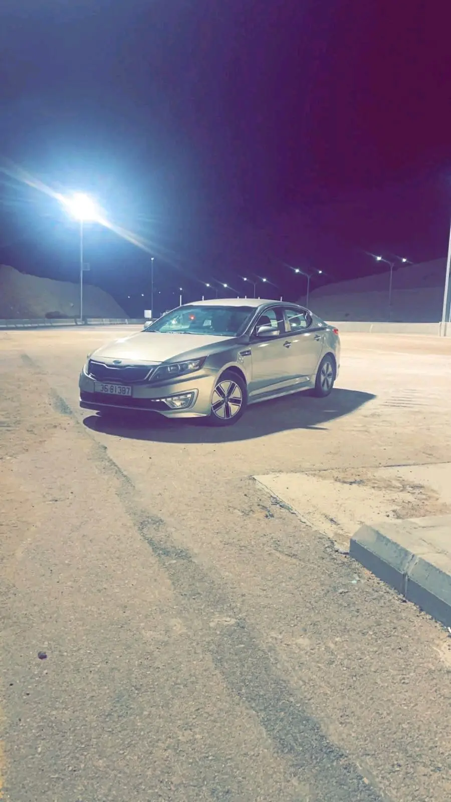 كيا اوبتما هاييرد