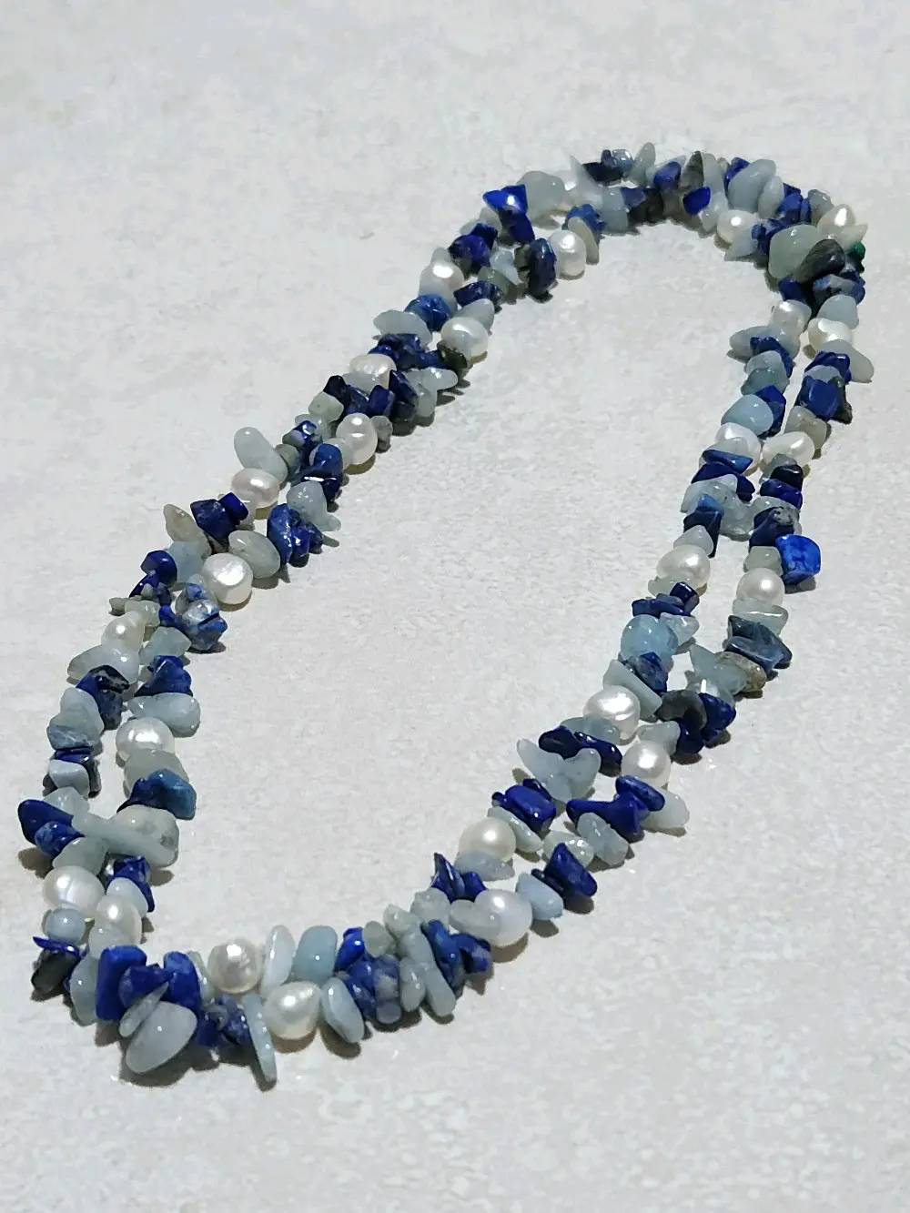 قلادة عتيقة من اللازورد والؤلؤ  الطبيعي