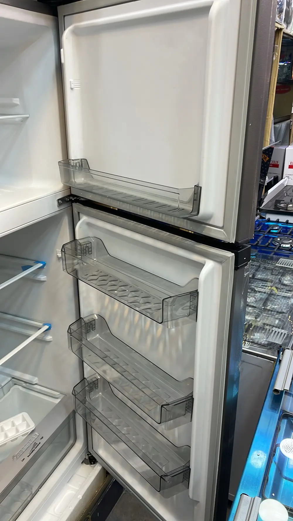 ثلاجة سمكس نوفرست