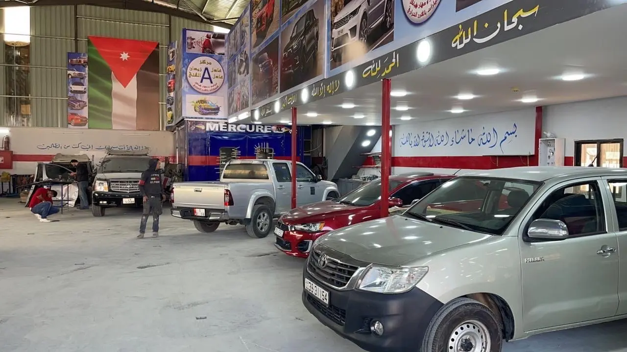 مركز تجليس ودهان سيارات معتمد لجميع شركات التامين