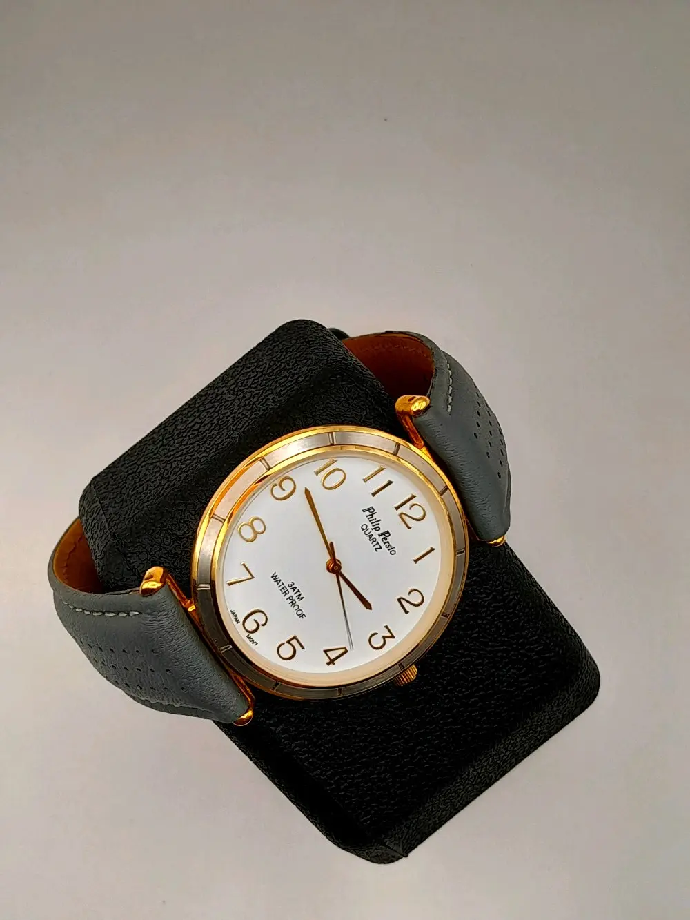 ساعة Philip persio ماكنة سويسري🇨🇭