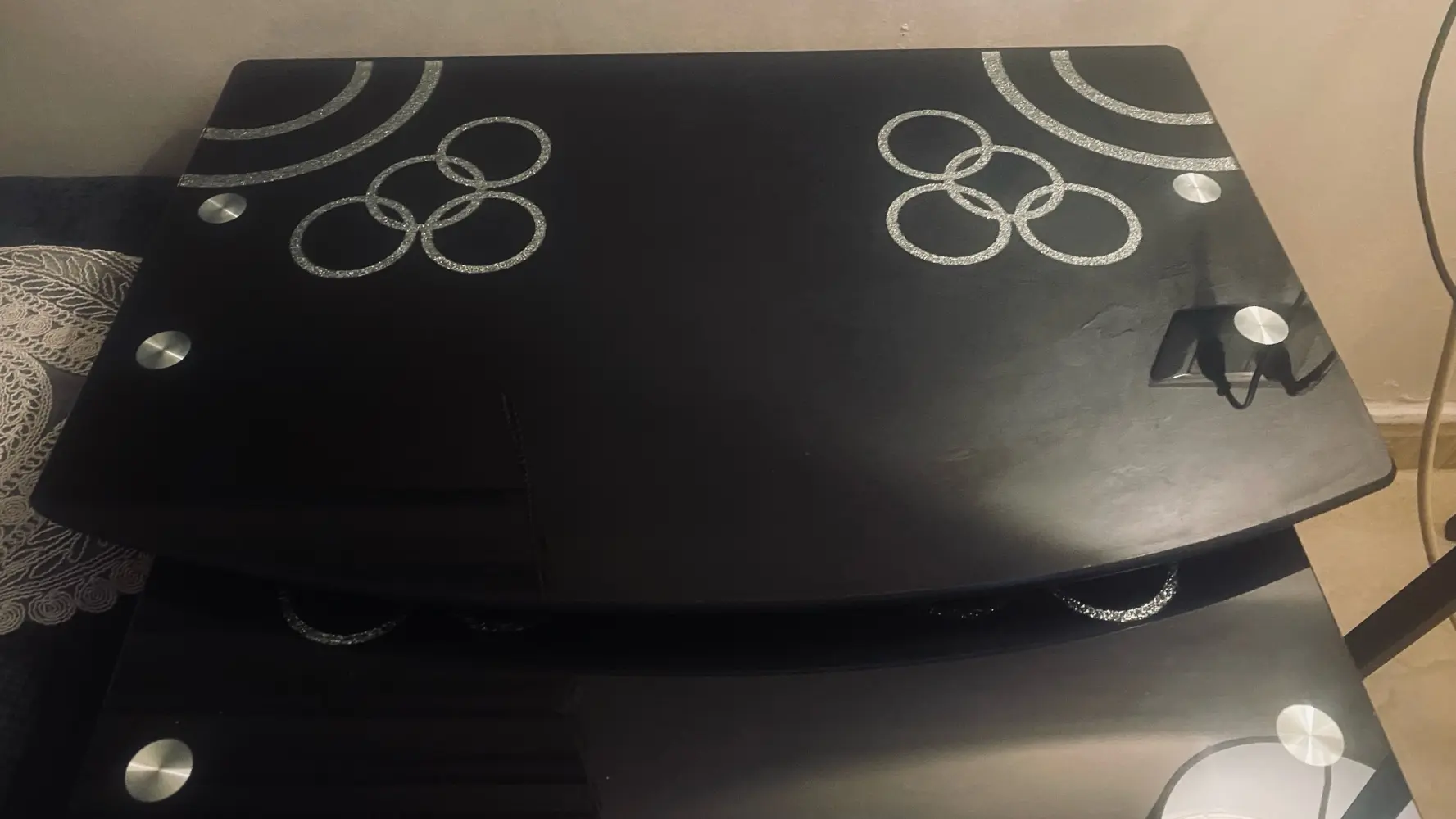 طاولات درج سوكريت