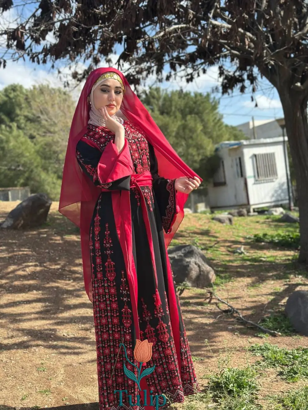 تفصيل ثواب وفساتين مطرزه حسب الطلب