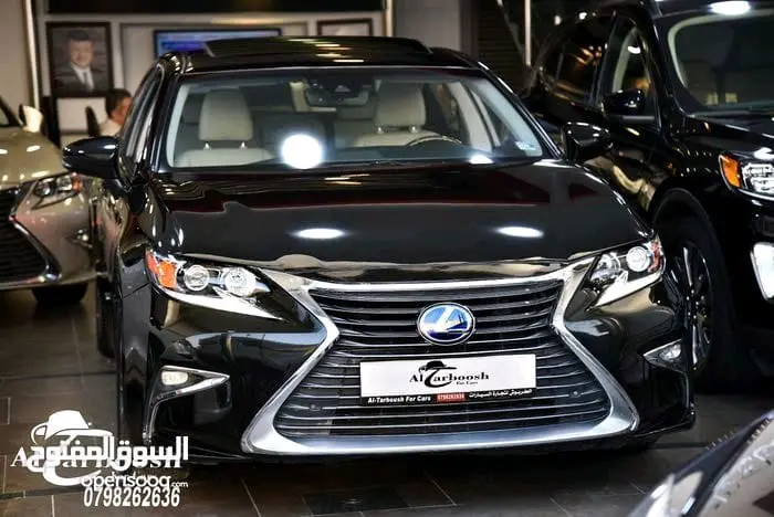 لكزس ES300 لون اسود