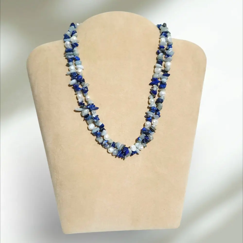 قلادة عتيقة من اللازورد والؤلؤ  الطبيعي