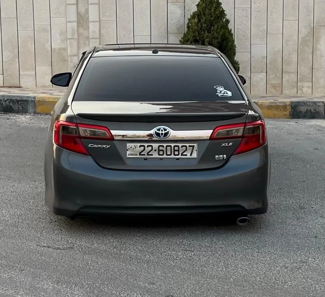 تويوتا كامري 2014 عليها طقم هايدروليك 8 حركات نخب اول
