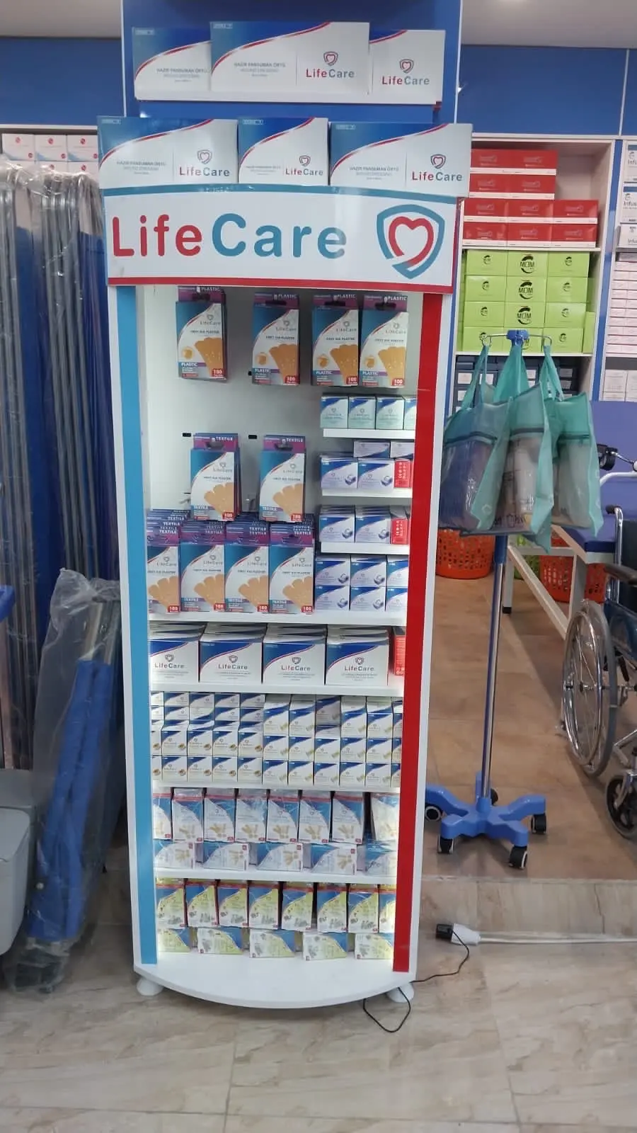 أجهزة و مستلزمات طبية و مستهلكات