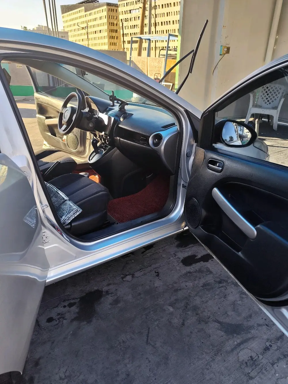 مازدا زووم 2 هاتشباك موديل 2012