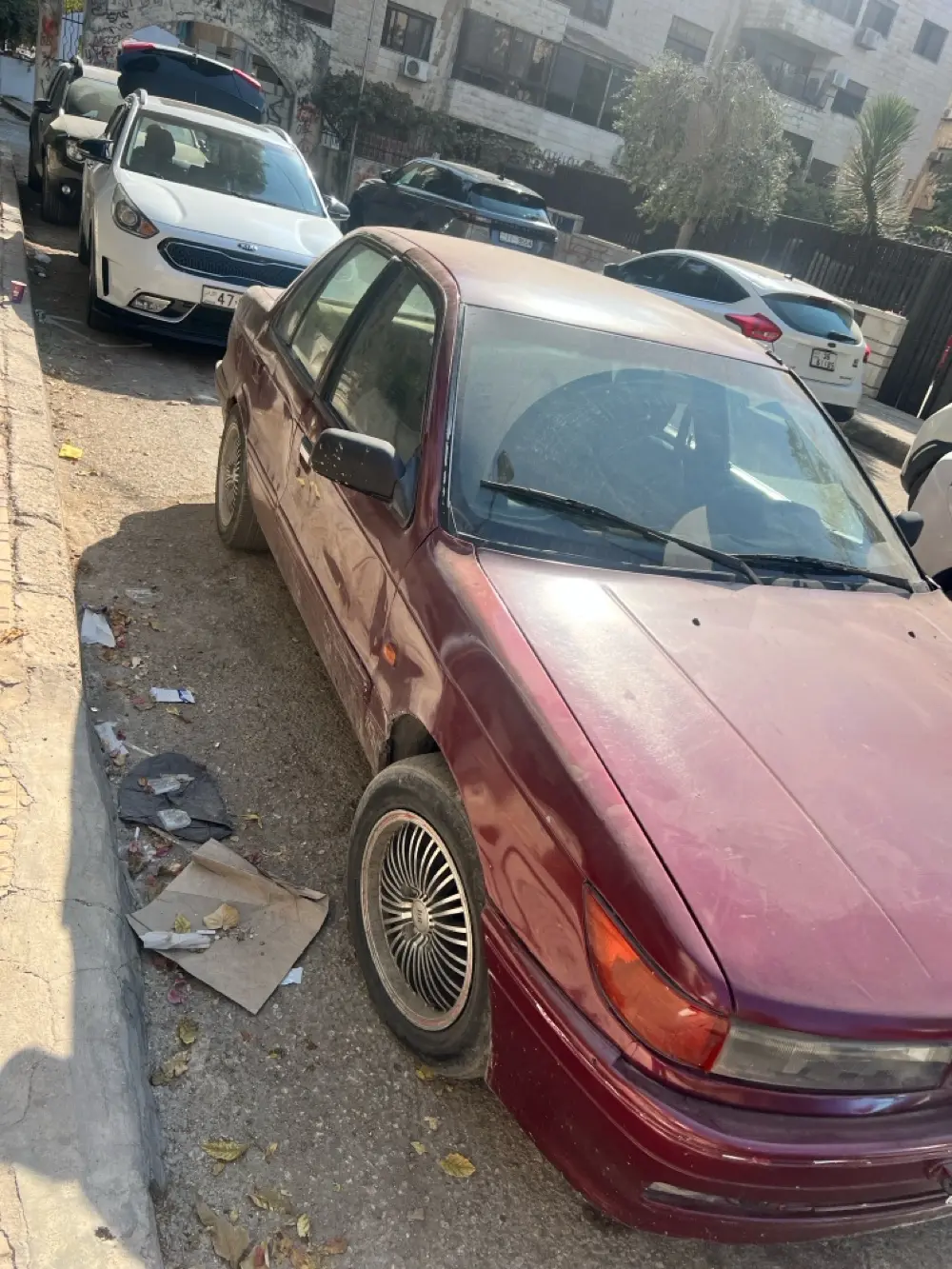 ميتسوبيشي لانسر 91 معها ترخيص لا اخر شهر واحد