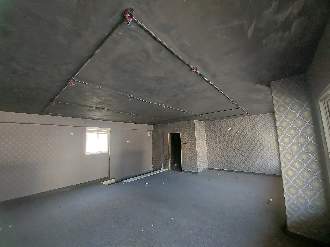 محل تجاري 50 م مع سدة 50 م بدون خلو