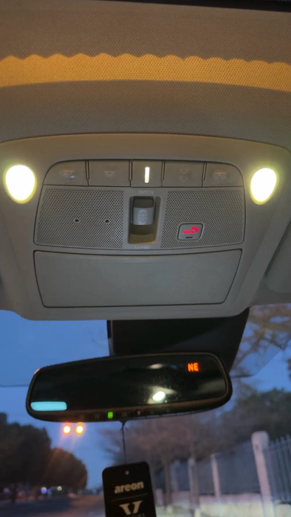 نيسان روج هايبرد 2017 للبيع بسعر مغري جداً !!!