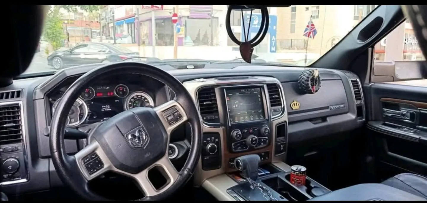 Dodge ram Laramie limited 2013