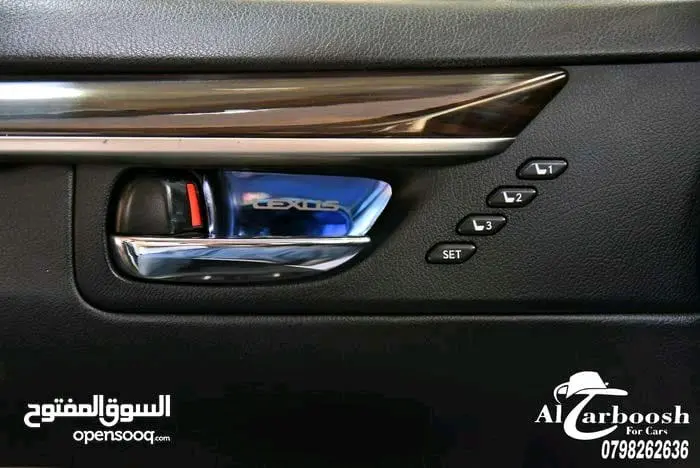 لكزس ES300 لون اسود