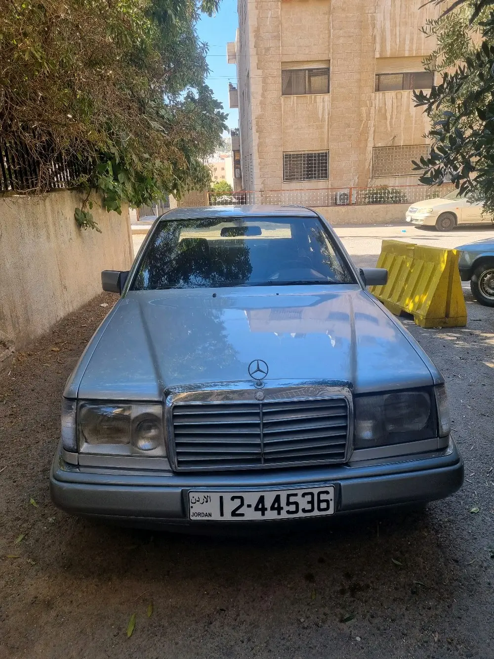 مرسيديس بطة ٩٣