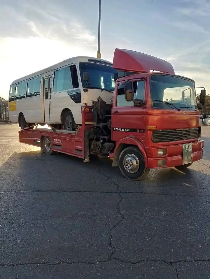 ونش للنقل السيارات والبضائع