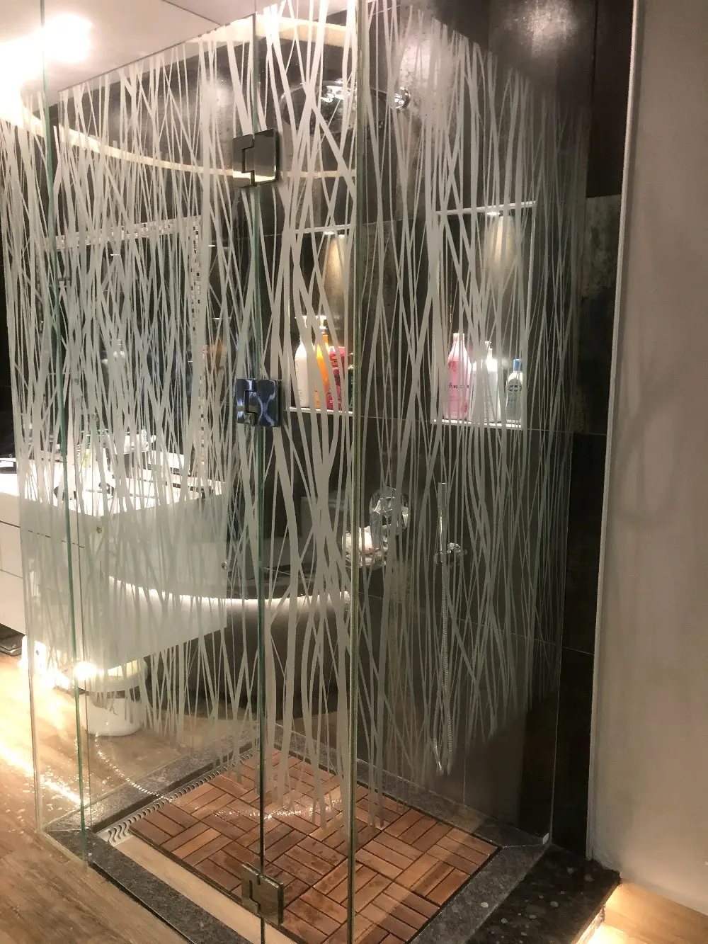 للزجاج.( حماية و ديكور و عاكس تضليل )