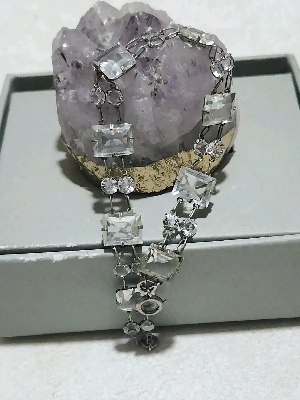 سوار  من الكوارتز والكريستال الصخري