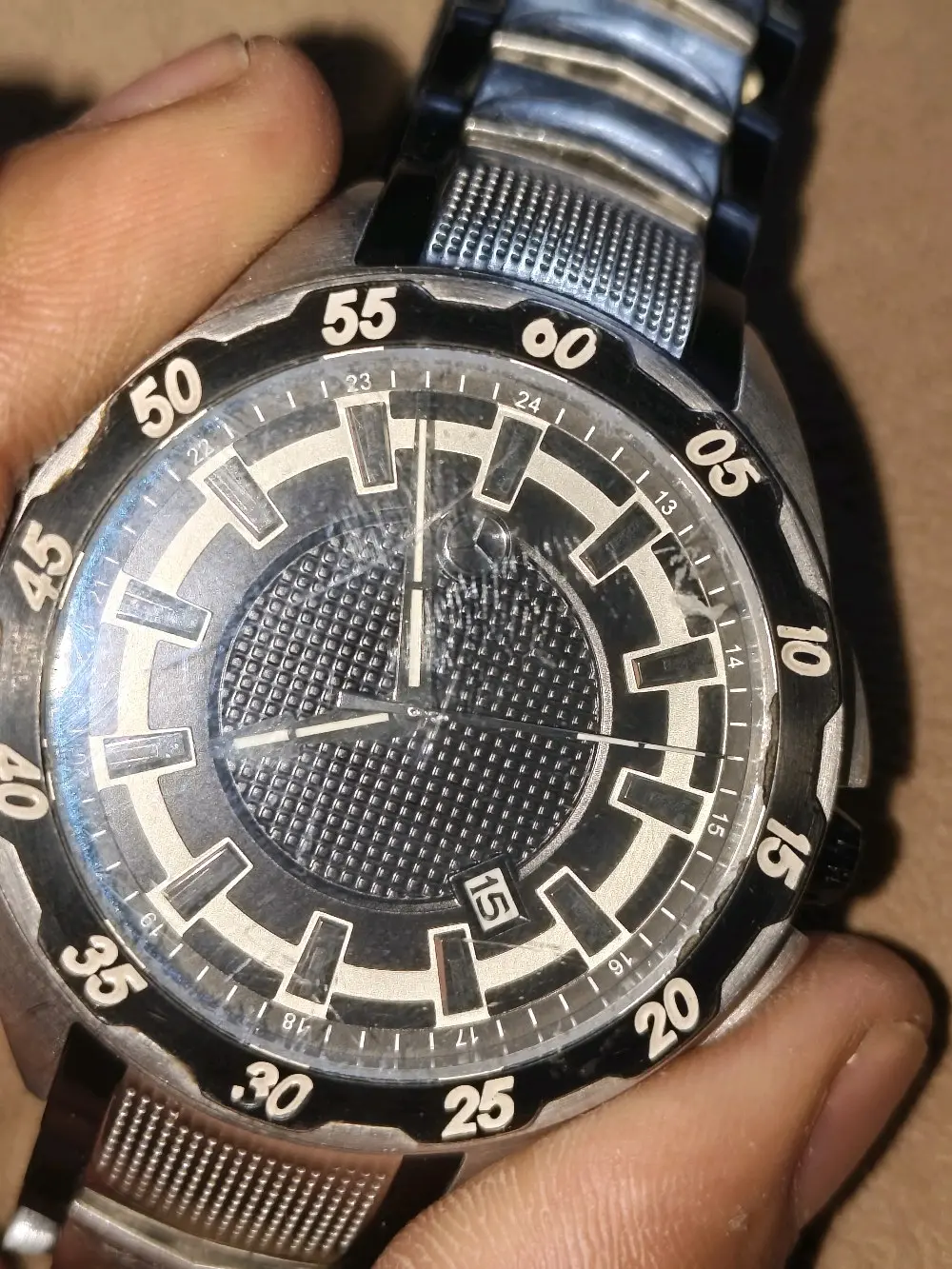 مرسيدس-بنز.