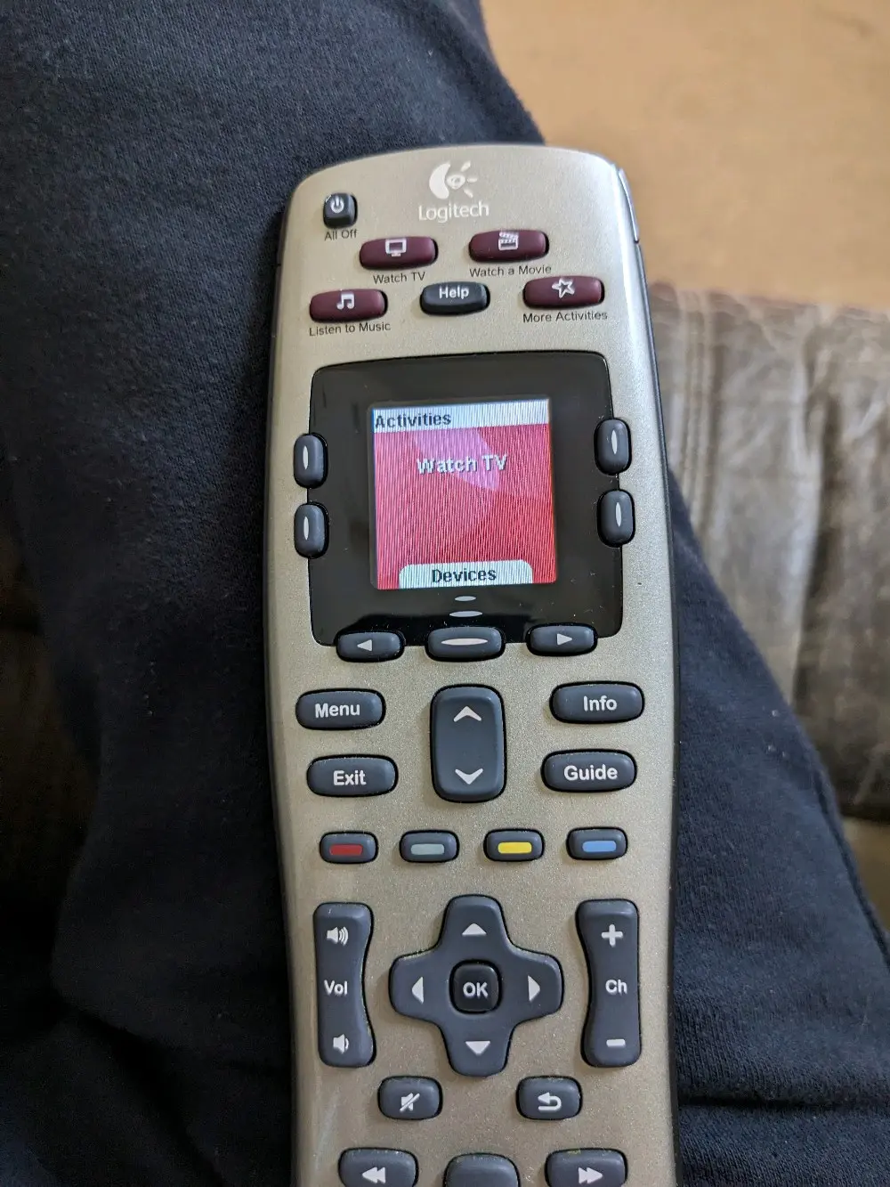remote Logitech Harmony 650