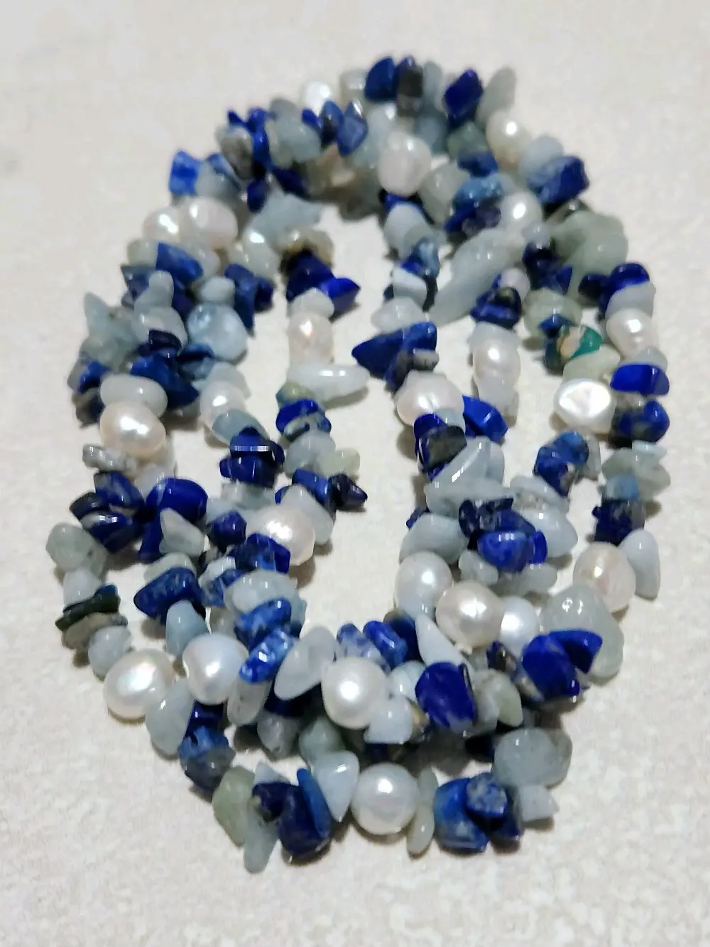 قلادة عتيقة من اللازورد والؤلؤ  الطبيعي