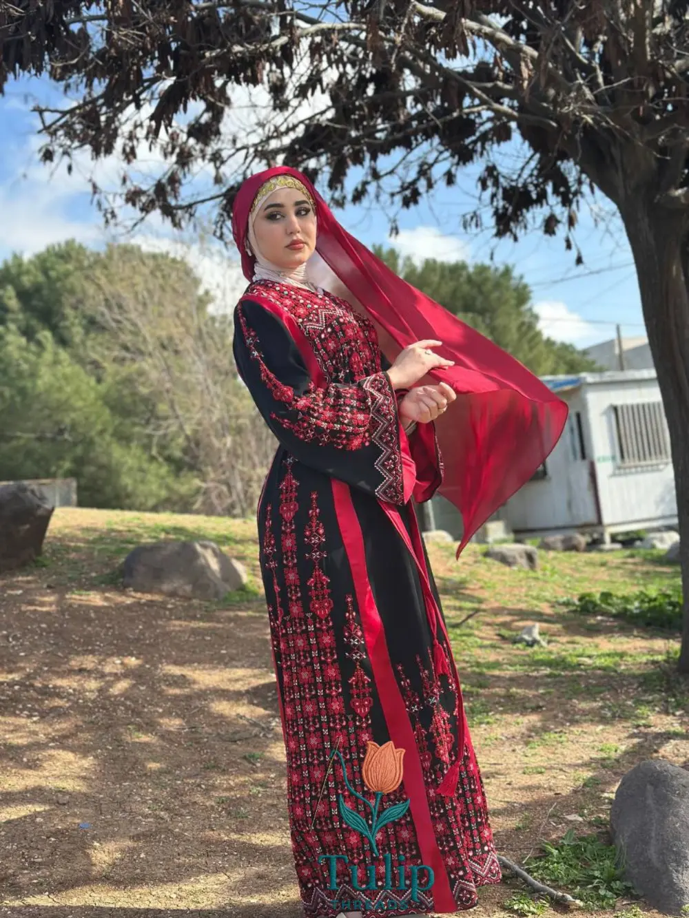 تفصيل ثواب وفساتين مطرزه حسب الطلب