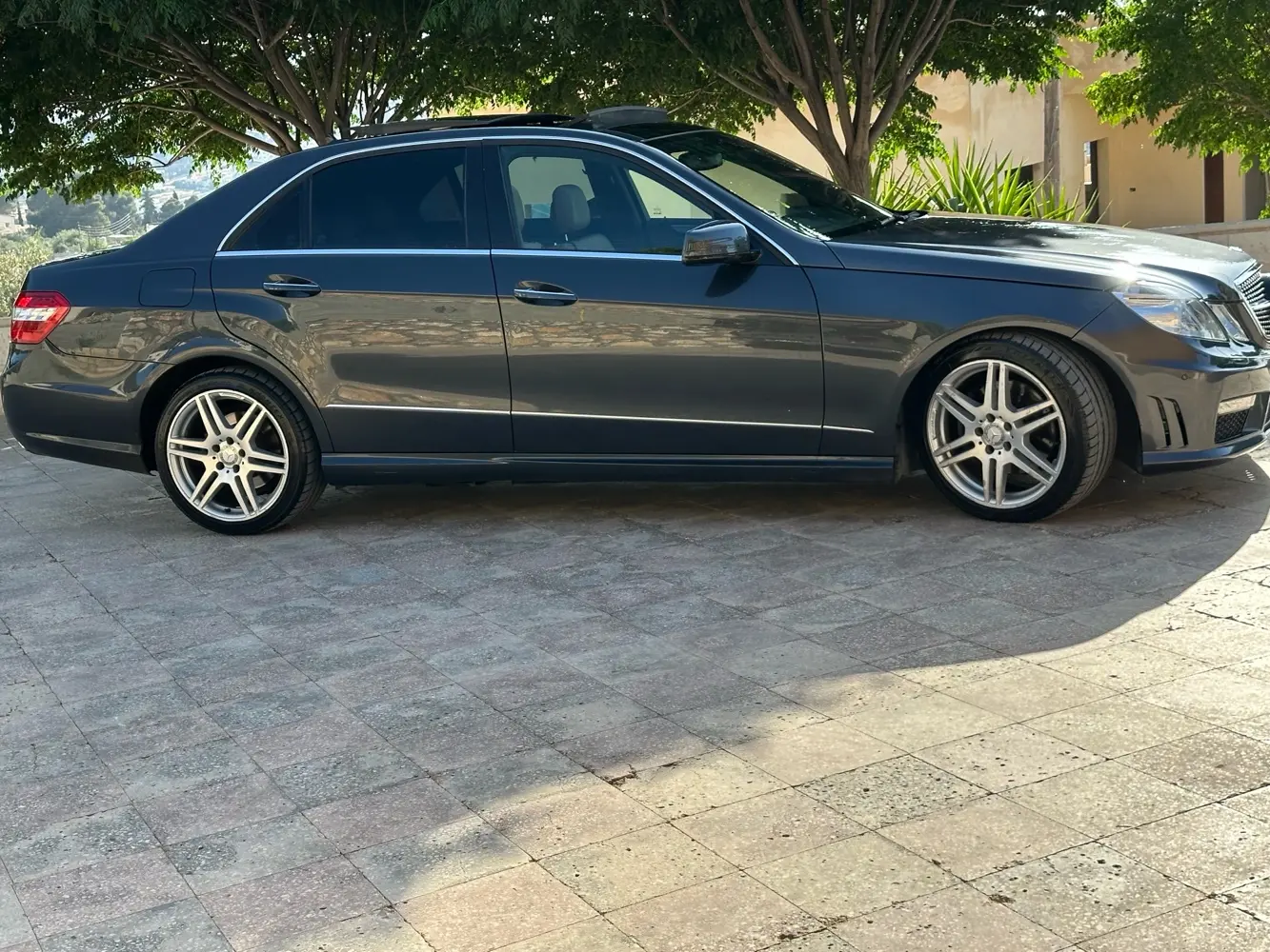 🚘 مرسيدس E250 AMG – موديل 2013 | فل أوبشن | واجهة رياضية