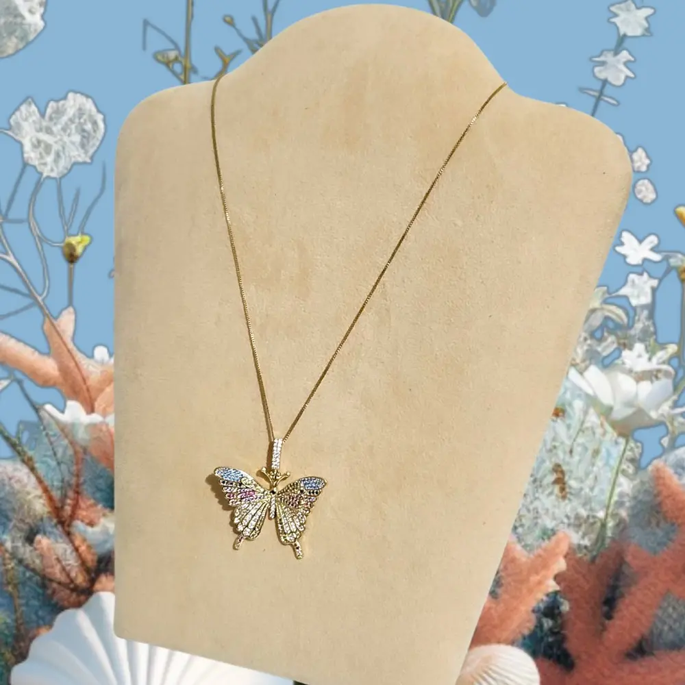 قلادة وخاتم