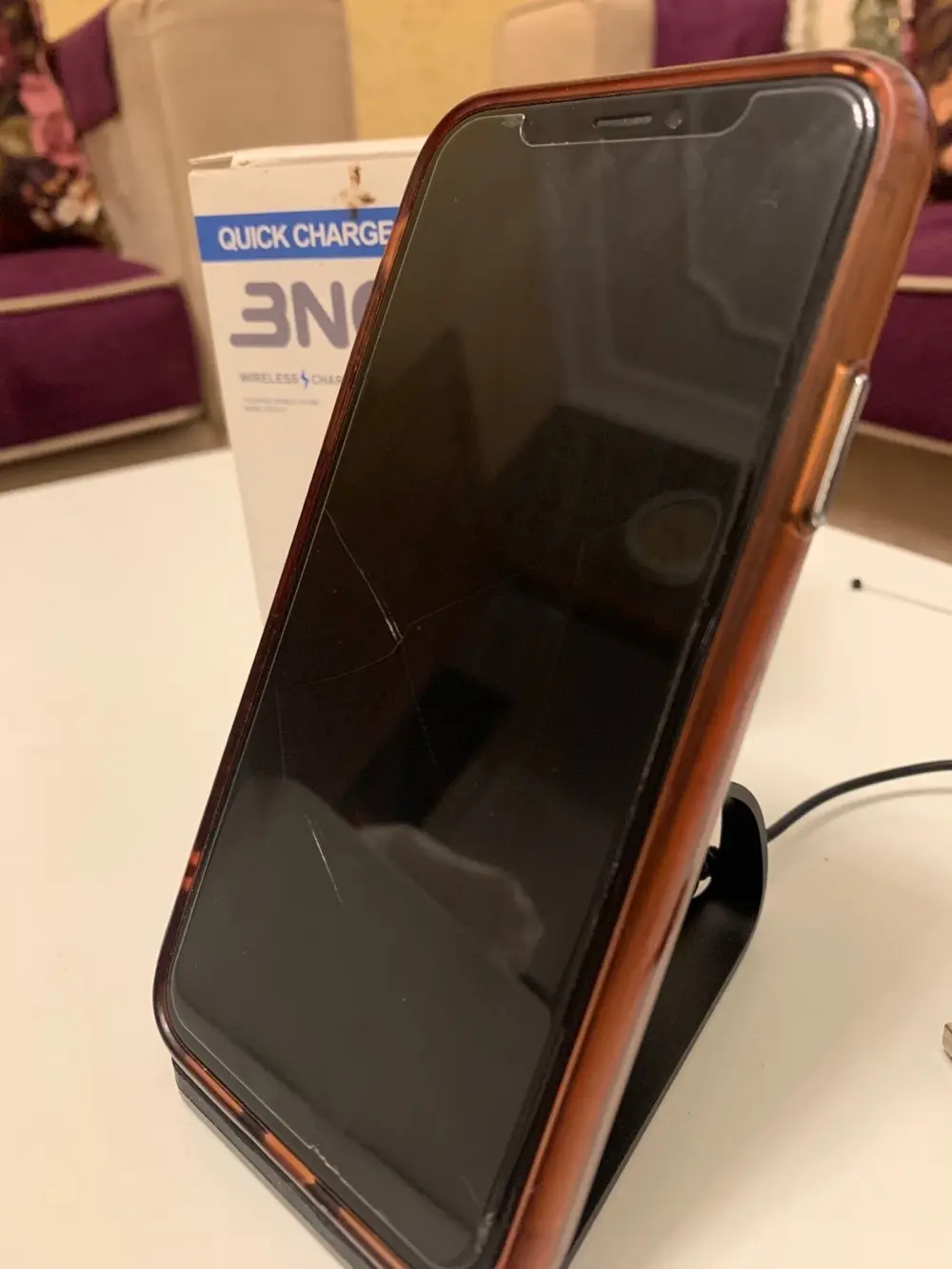 wirelessشاحن السعر شامل التوصيل للأماكن القريبة