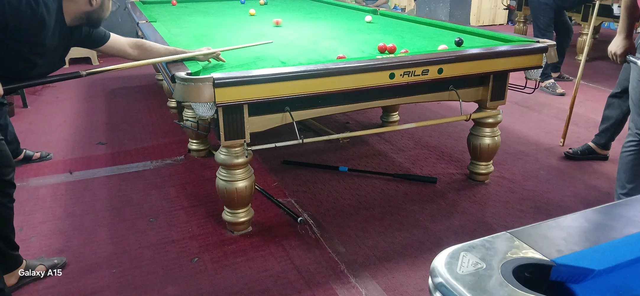 مشروع رياضي نادي بلياردو وسنوكر