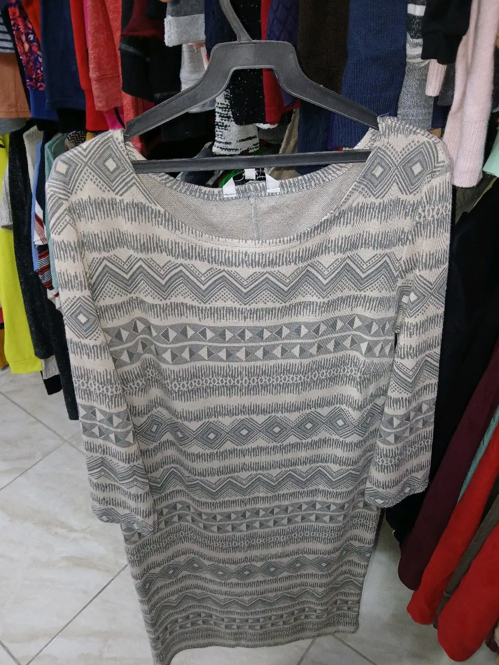 شروة ملابس اوروبية شتوية ستاتي واطفال 1000 قطعه بسعر مغري جدا