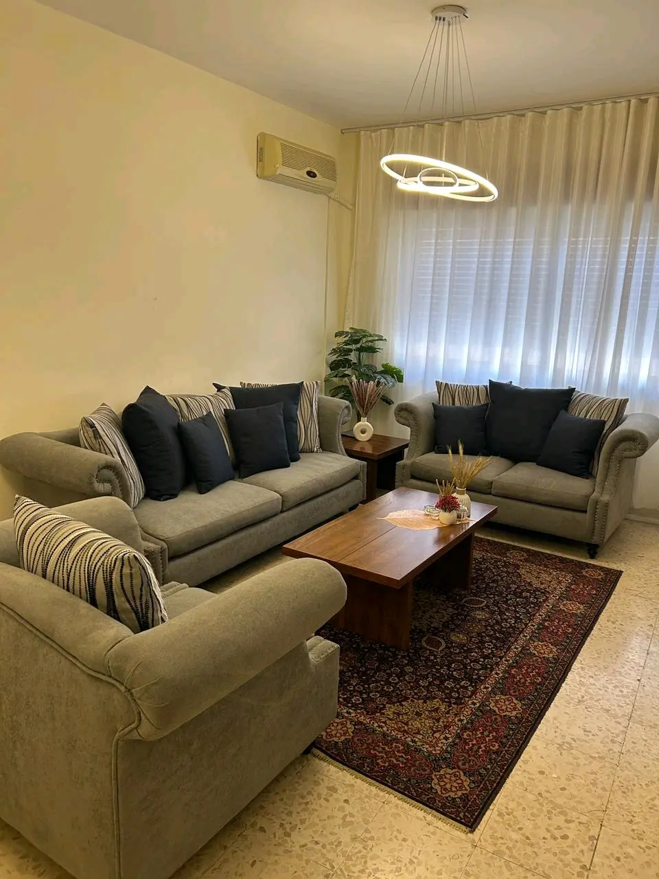 طقم كنب ايطالي مستعمل