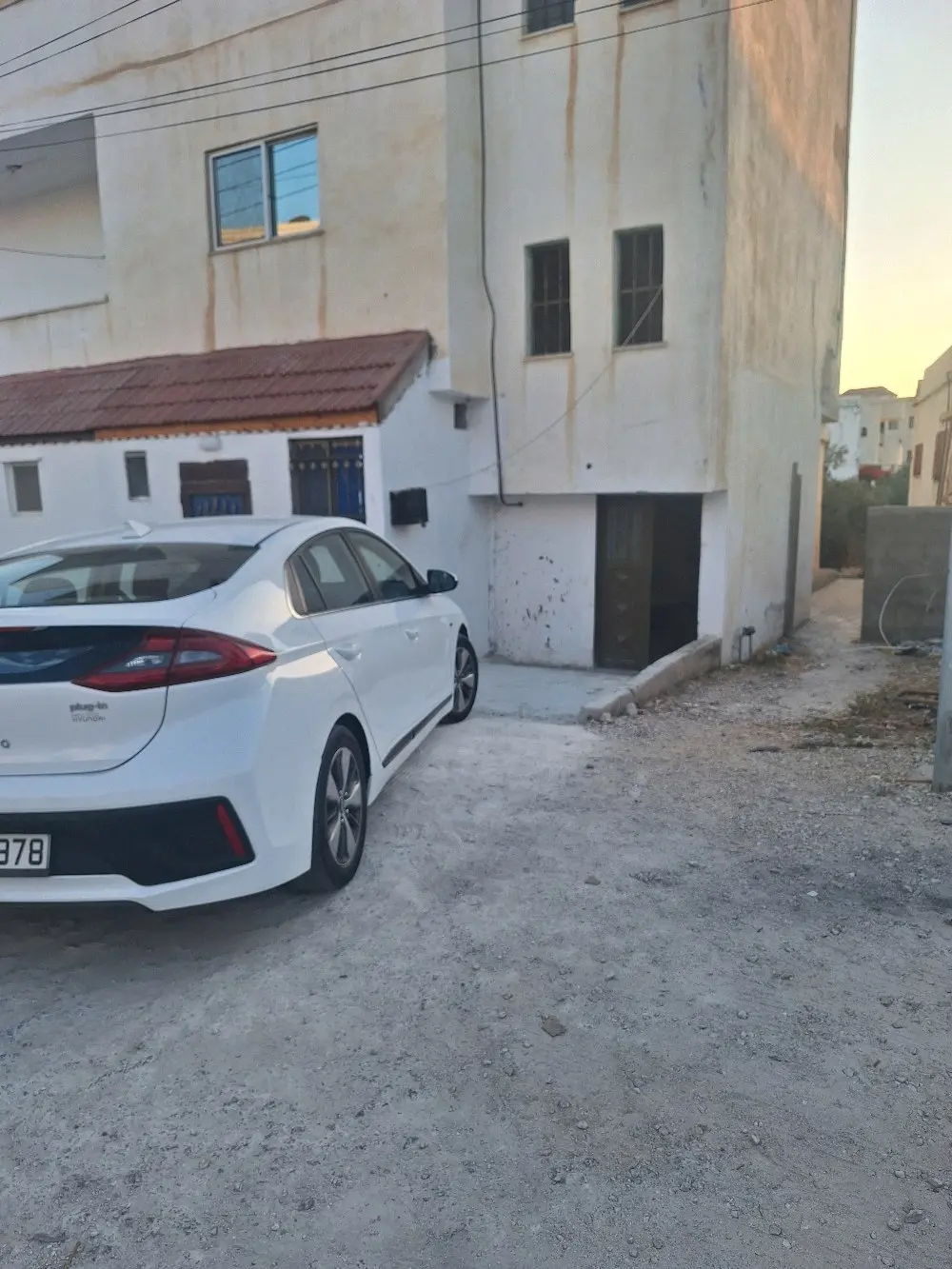 أيونيك للبيع