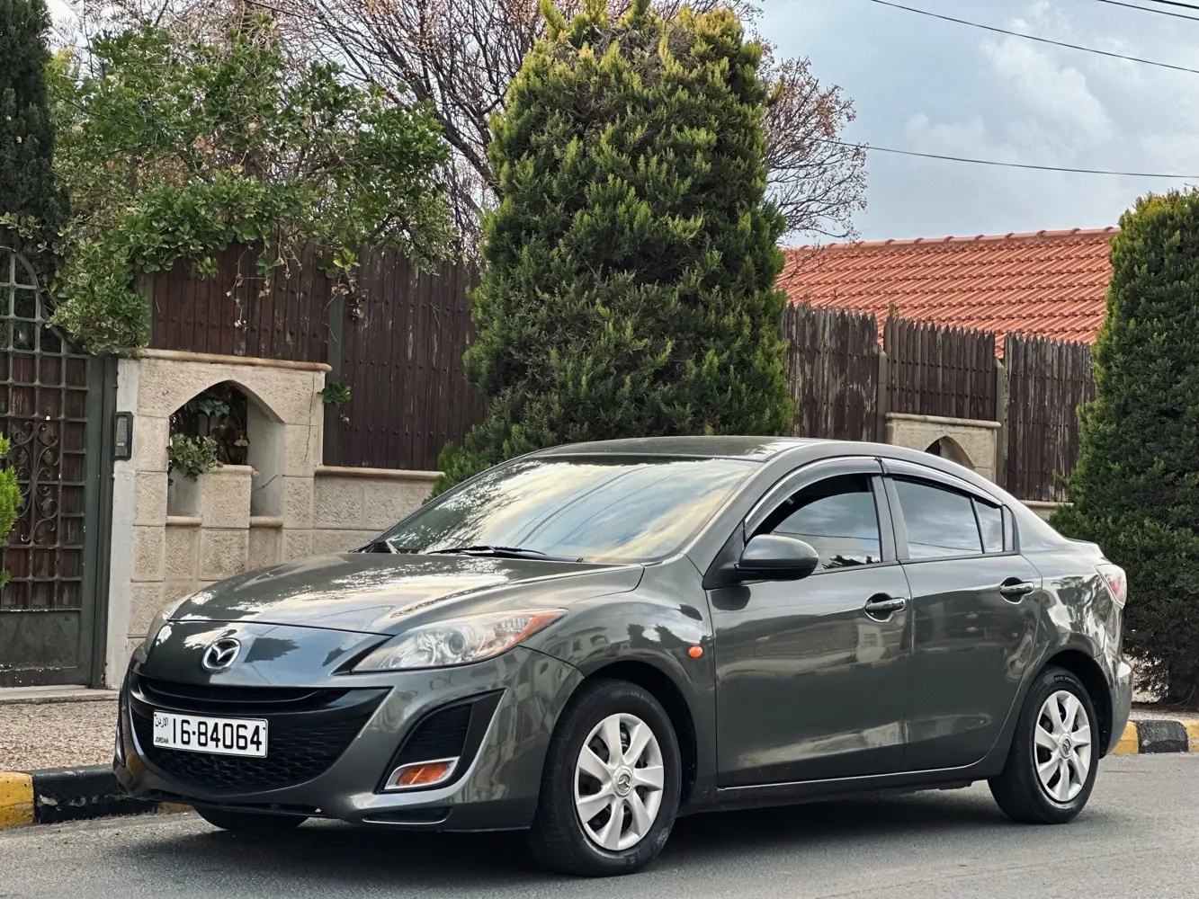 مازدا 3 زوم 2011 بحالة الوكالة