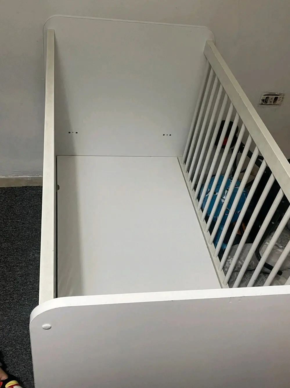 تخوت اطفال عدد ٢ للبيع بحالة ممتازة جدا جدا