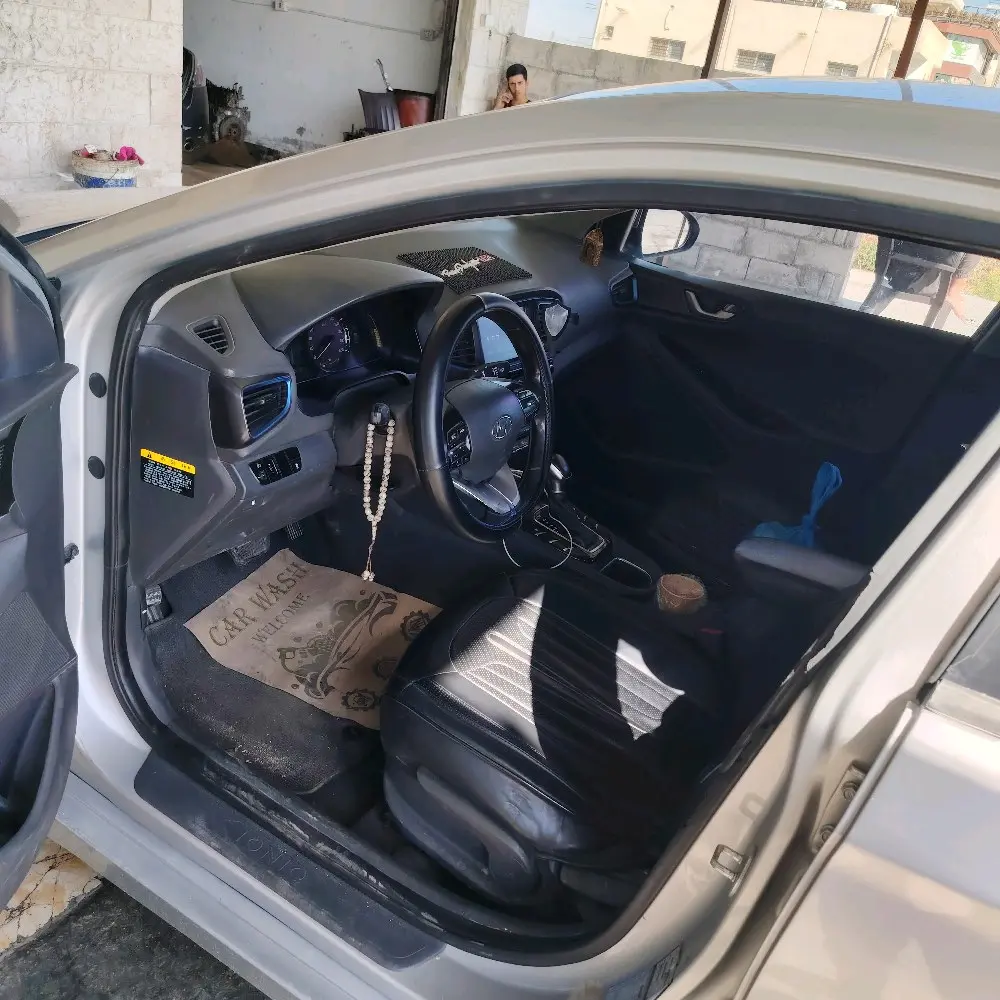 هيونداي ايونيك