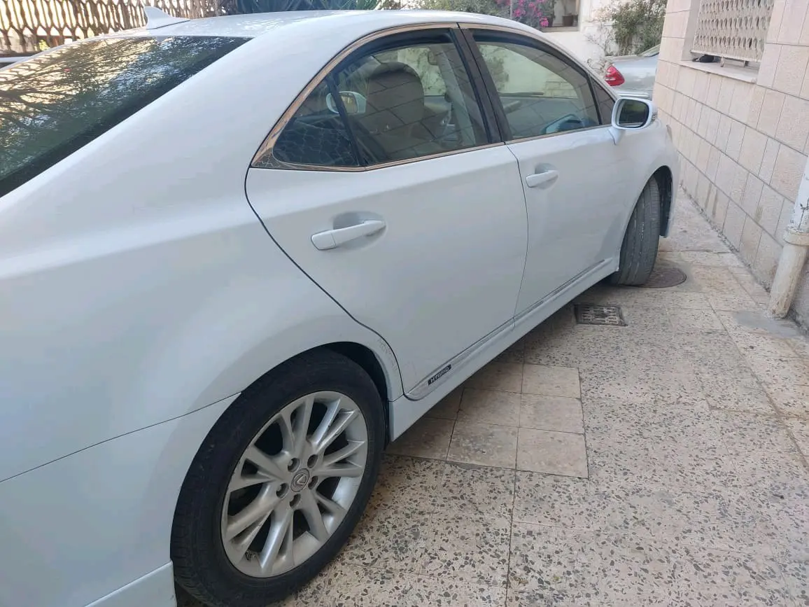 Lexus hs250 /2010