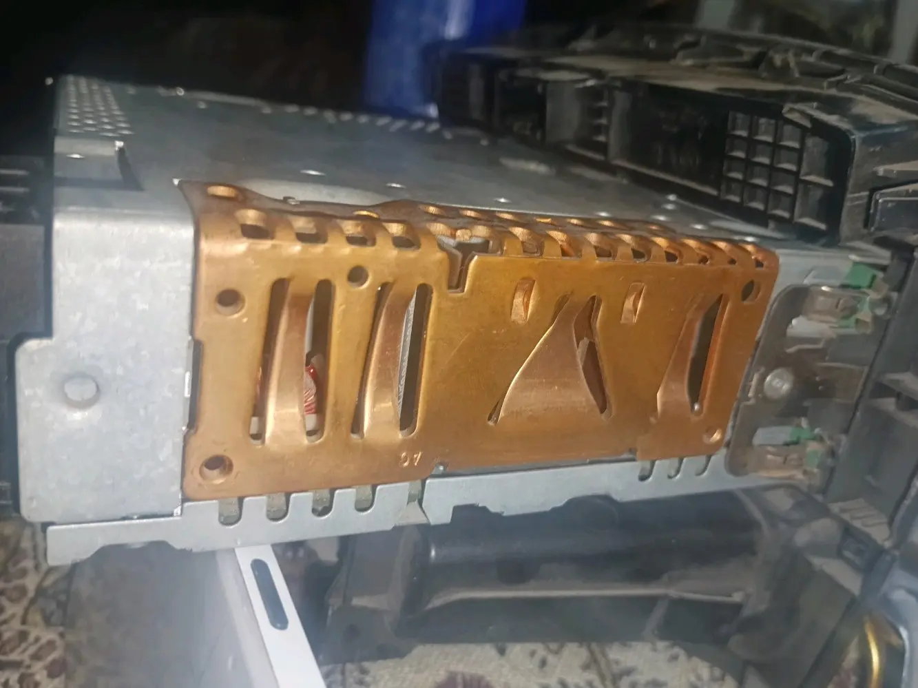 مسجل بيجو أصلي للبيع