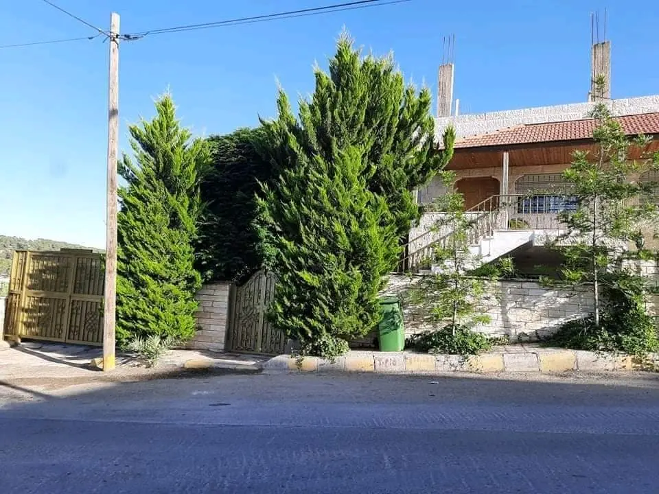 للبيع في ناعور حوض ام تينه