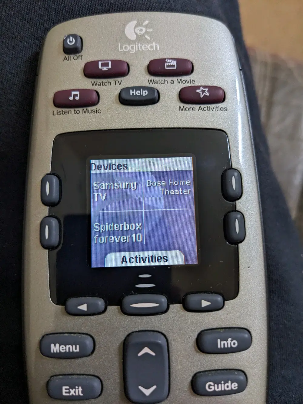 remote Logitech Harmony 650