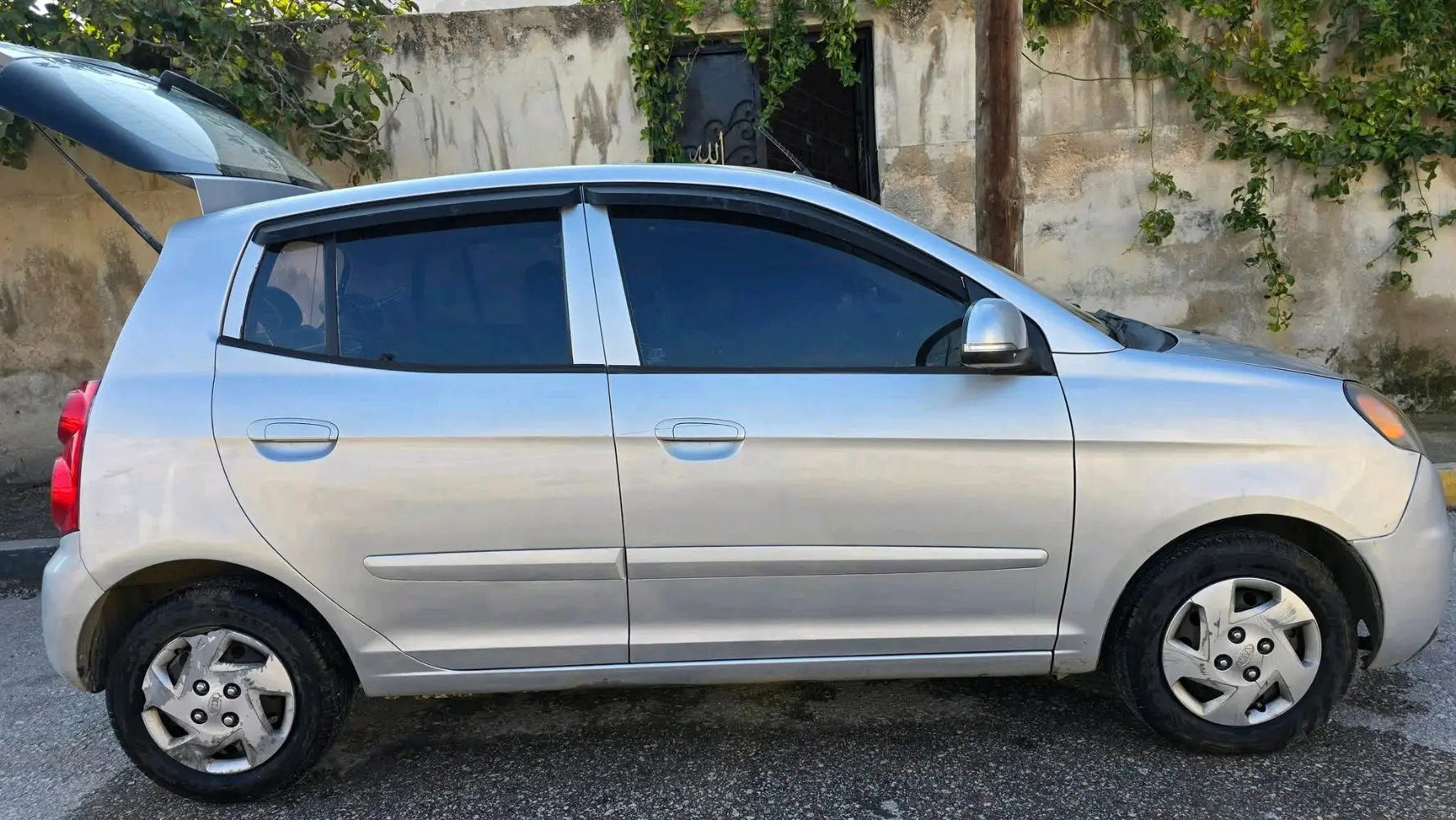 كيا مورنينج أوتوماتيك ٢٠١١ للبيع